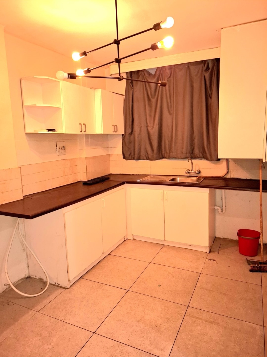 2 Bedroom Property for Sale in Avondale Western Cape